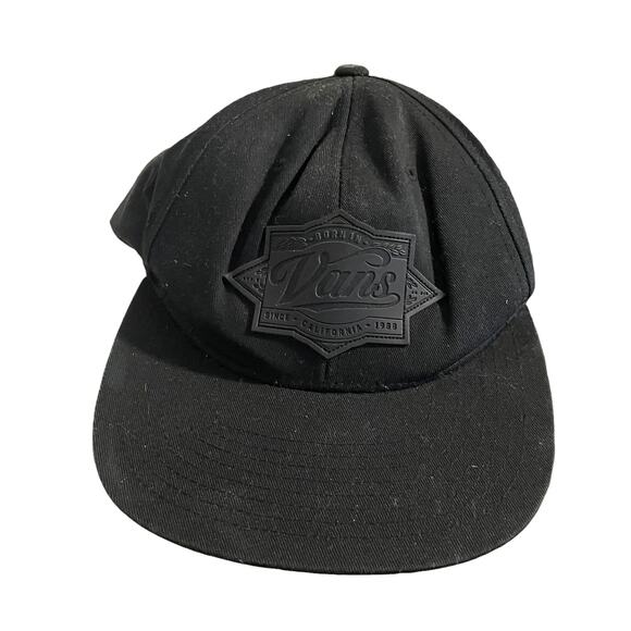 Vans Other - Vans black logo snapback hat